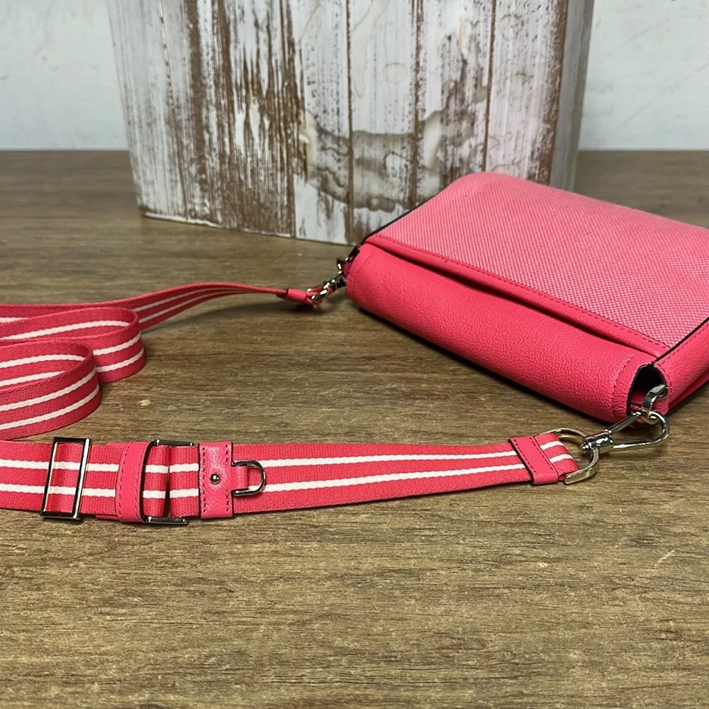 Kate spade nwot Rosie canvas flap crossbody pink white leather shoulder purse - Picture 7 of 14